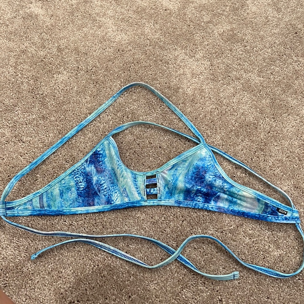 Jolyn Bikini Top